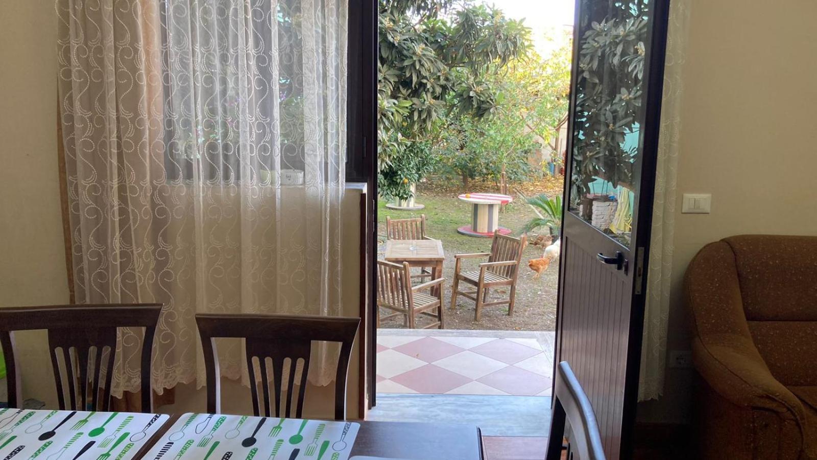 שקודר Blissful Hostel מראה חיצוני תמונה